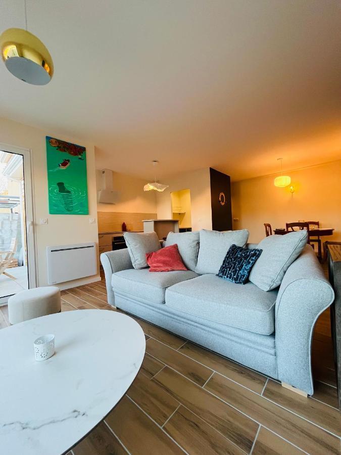 Villa Bleu Marine Chic Calme Et Jardin Andrezieux-Boutheon Exterior foto